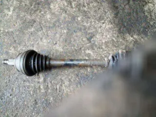  Полуось передняя левая (приводной вал, ШРУС) Volkswagen Golf 3 Арт 100536596, вид 1
