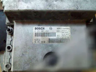  Блок управления двигателем Citroen Xantia 1.9л TDi Арт 105000563, вид 1