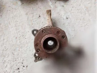  Ступица передняя левая Volkswagen Passat B3 Арт 127583690, вид 1