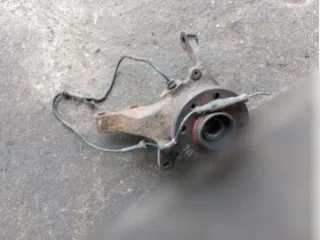  Ступица передняя левая Renault Laguna 1 Арт 140748176, вид 1