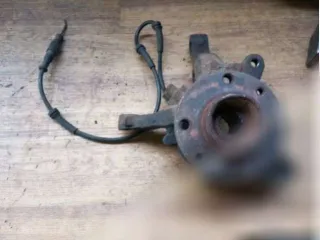  Ступица передняя правая Renault Scenic 1 Арт 144220569, вид 1
