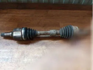  Полуось передняя левая (приводной вал, ШРУС) Dodge Stratus 1 Арт 155193638, вид 1
