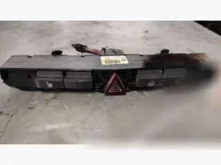  Кнопка аварийной сигнализации Opel Astra J Арт 160871996, вид 1