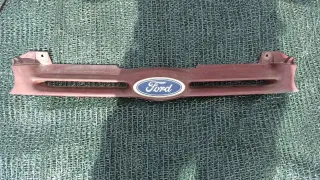 93BG8A133BEW Решетка радиатора Ford Mondeo 1 Арт 111118556, вид 1