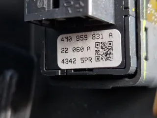 4M0959831A Кнопка открытия багажника Audi Q7 4M restailing Арт 111401810, вид 2