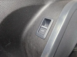 4M0959831A Кнопка открытия багажника Audi Q7 4M restailing Арт 111401810, вид 1