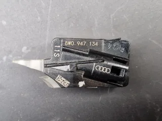 8W0947134 Подсветка ручки наружной задней правой Audi A4 B9 Арт 111401893, вид 2