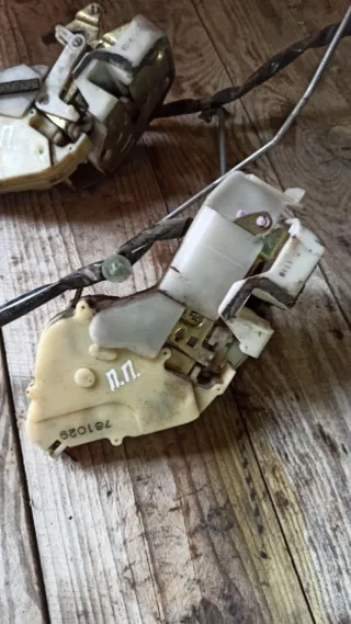  Замок двери передней правой Honda Accord 6 Арт 112247627, вид 1