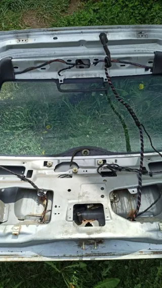  Крышка багажника (дверь 3-5) Ford Mondeo 2 Арт 107671779, вид 4