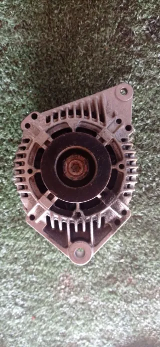  Генератор Renault Scenic 1 2.0л Инжектор  Арт 112478806, вид 3