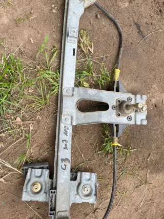  Стекло двери передней левой Volkswagen Golf 3 Арт 112534070, вид 1