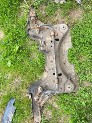  Балка подвески передняя (подрамник) Renault Laguna 2 Арт 112670210, вид 1