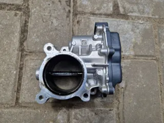05L128063E Дроссельная заслонка Skoda Karoq 2.0л TDI Арт 112990445, вид 2