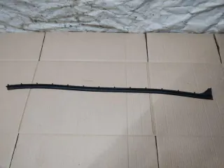 4G0837718 Уплотнитель двери передней правой Audi A6 C7 (S6,RS6) Арт 11109.H1378, вид 1