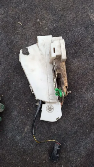  Замок двери задней левой Ford Mondeo 1 Арт 113348065, вид 2