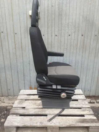  Сиденье переднее правое Iveco Daily 5 Арт IVS02461, вид 2