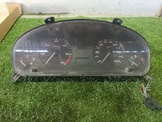  Щиток приборов (приборная панель) Peugeot 406 Арт C1050, вид 2