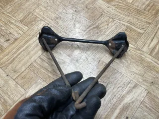  Планка крепления аккумулятора Nissan Almera N15 1.4л Арт br_11451, вид 3