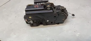  Замок двери передней левой Volkswagen Passat B5 Арт 114153228, вид 2