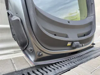 8S8867606, 8S8967979 Обшивка крышки багажника Audi TT 3 Арт 114313947, вид 4
