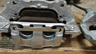 927,928 Суппорт тормозной передний левый Volvo XC90 1 Арт H2341-106720927, вид 5