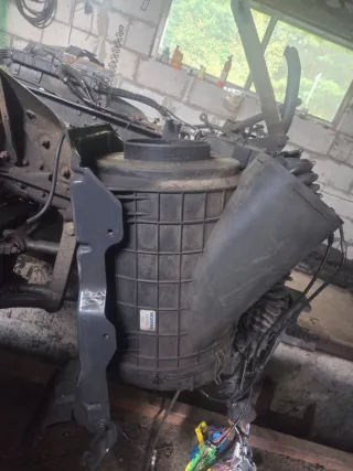 1870001 Корпус воздушного фильтра Scania 5-series Арт 114673896, вид 1