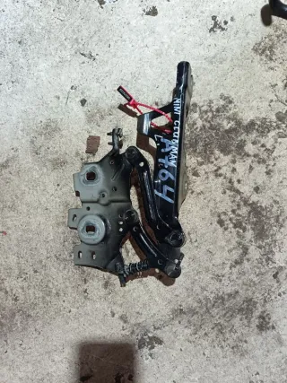 735135710 Петля капота левая MINI CLUBMAN F54 Арт 6200338, вид 1