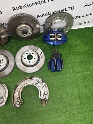 34117915681,34117915682,34116889570,34108858706,34108858705,34356891369,34216881295,34216881296,34216890353,34208853554,34356891370,7915681,7915682,6889570,8858706,8858705,6891369,6881295,6881296,6890353,8853554,6891370 Комплект тормозов (диски и суппорта) BMW IX i20 Арт 29163, вид 4