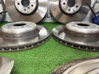 34117915681,34117915682,34116889570,34108858706,34108858705,34356891369,34216881295,34216881296,34216890353,34208853554,34356891370,7915681,7915682,6889570,8858706,8858705,6891369,6881295,6881296,6890353,8853554,6891370 Комплект тормозов (диски и суппорта) BMW IX i20 Арт 29163, вид 7