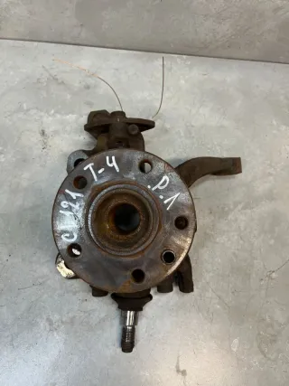  Ступица передняя левая Volkswagen Transporter T4 restailing Арт 115102204, вид 1