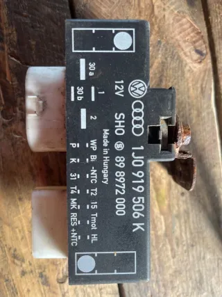 1J0919506K Блок управления вентилятором радиатора Skoda Octavia A4 Арт z3825, вид 1