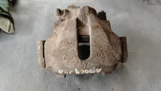  Суппорт тормозной передний правый Audi 100 C4 Арт C115223583, вид 1