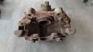  Суппорт тормозной передний правый Audi 100 C4 Арт C115223583, вид 2