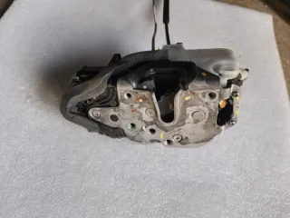 13577983 Замок двери Opel Astra J Арт 3902-29-22-33, вид 1