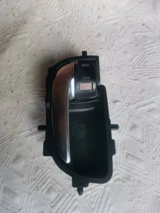 69208-0D270 Ручка внутренняя передняя левая Toyota Auris 2 Арт 3902-29-32-29-24-1, вид 1
