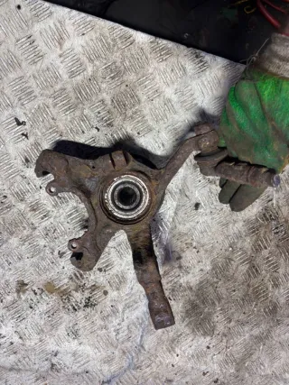  Кулак поворотный передний левый Volkswagen Golf 2 Арт 115495527, вид 2