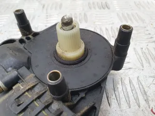 0130821774 Моторчик стеклоподъемника передний левый Audi A6 C5 (S6,RS6) Арт 115495970, вид 4
