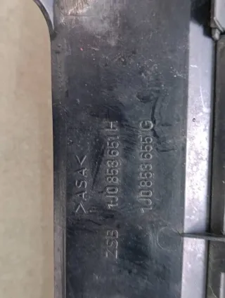  Решетка радиатора Volkswagen Golf 4 Арт 115688903, вид 10