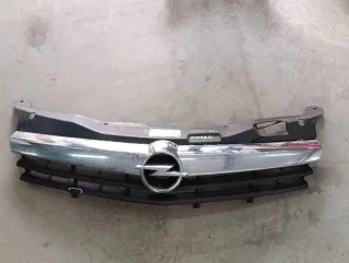  Решетка радиатора Opel Astra H Арт 115688920, вид 1