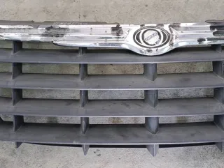  Решетка радиатора Chrysler Voyager 4 Арт 115688984, вид 3