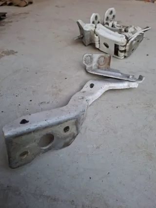 654006819R Петля капота правая Renault Master 3 restailing Арт R3450, вид 4