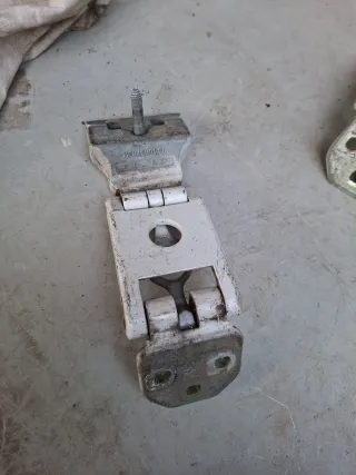 844009783R Петля двери распашной задней Nissan NV 400 Арт R3451, вид 3