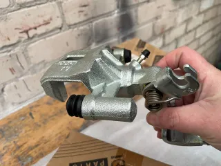 GAYE2671XB Суппорт тормозной задний левый Mazda 626 GE Арт 115737130, вид 3