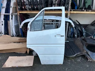  Дверь передняя левая Mercedes Sprinter W901-905 Арт 5983, вид 1