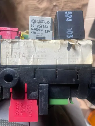 357937039 Блок предохранителей Volkswagen Polo 3 Арт 116131420, вид 4