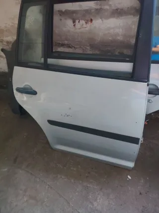  Дверь передняя правая Volkswagen Touran 1 Арт 116307488, вид 1