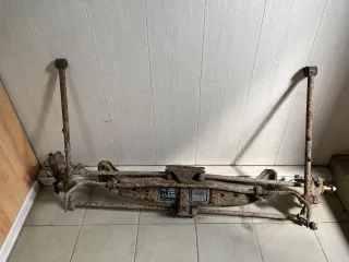  Балка подвески задняя  Mazda 626 GF Арт 116343127, вид 1