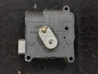1138002051 Моторчик заслонки печки Toyota Avensis 2 Арт 116357107, вид 1