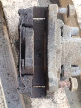  Суппорт тормозной передний правый Volkswagen Touran 1 Арт 116357193, вид 6