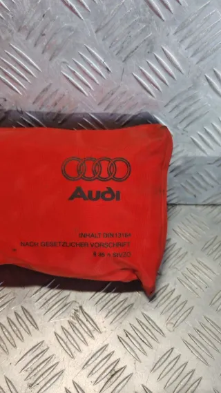 4B0860281 Аптечка Audi A6 C5 (S6,RS6) Арт 116573169, вид 3